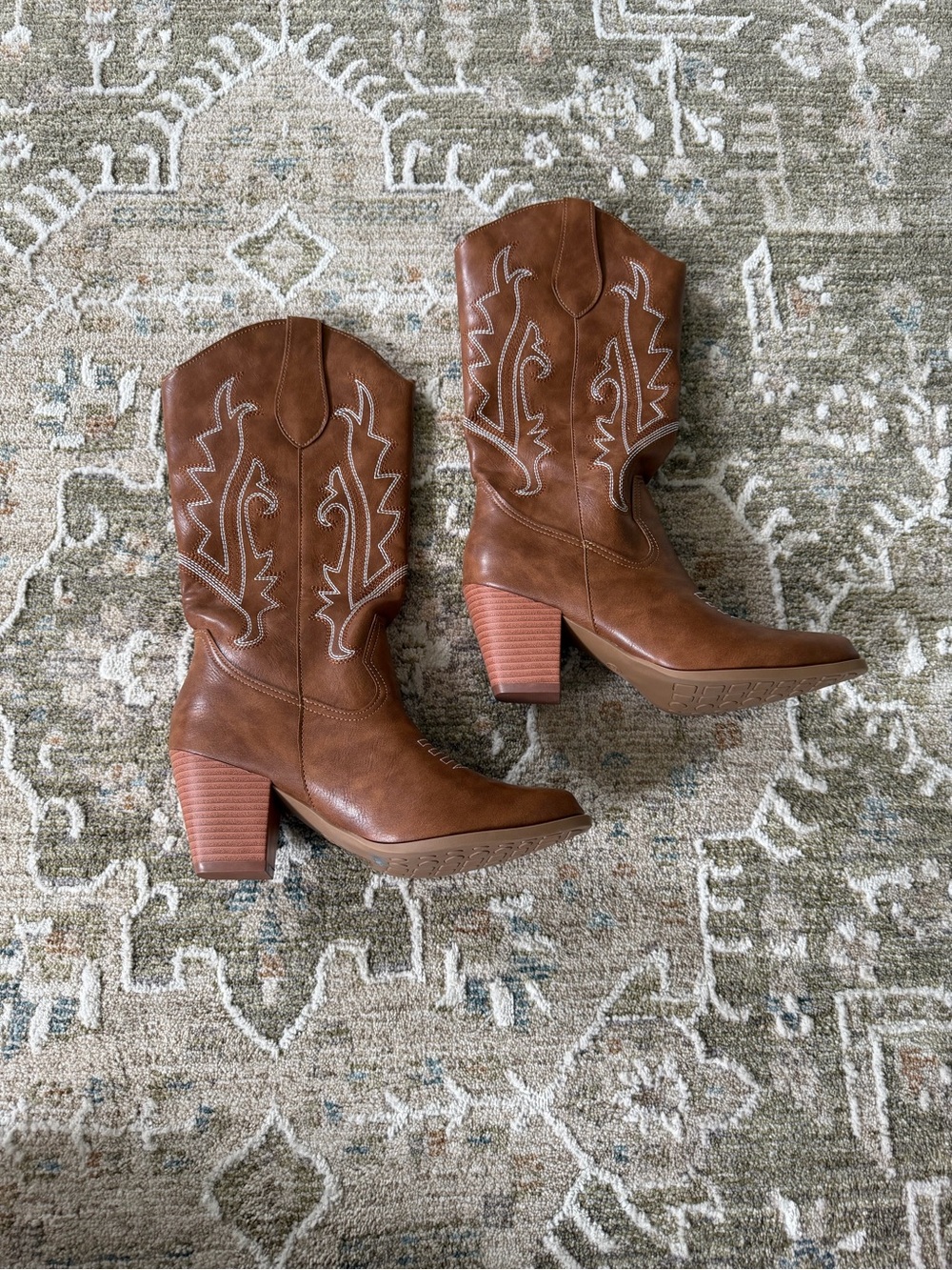 Brown Western Block Heel Cowboy Boots